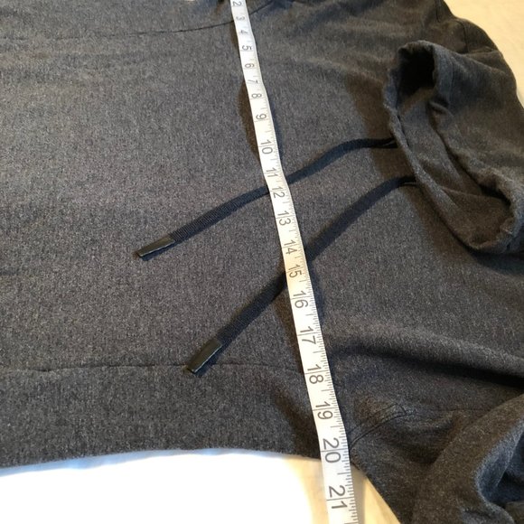 Lululemon Twisted and Tucked Long Sleeve - Picture 10 of 11